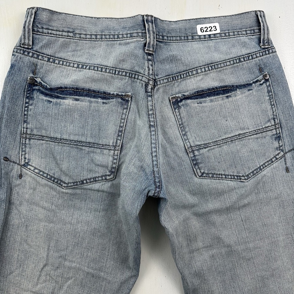 y2k Arizona bootcut Jeans 32x30 Distressed Repairs Patches Blue Light Wash Denim